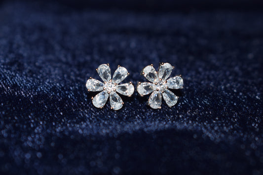 White Floral Pure 925 Sterling Silver Earring