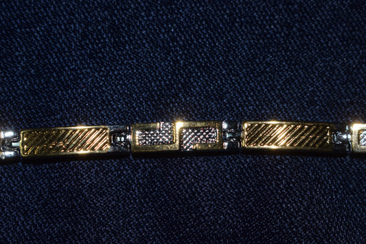 The Modernist Mesh Silver Bracelet (with Gold Polish)(Heavy-Weight)
