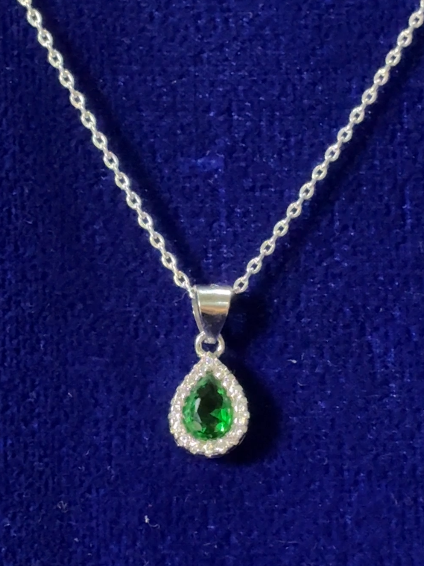 Green Tear 925 Silver Hallmarked Pendant Set with Earrings FREE 925 PENDANT CHAIN